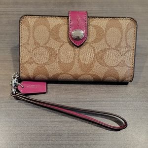 Coach CC Leather Wristlet Wallet